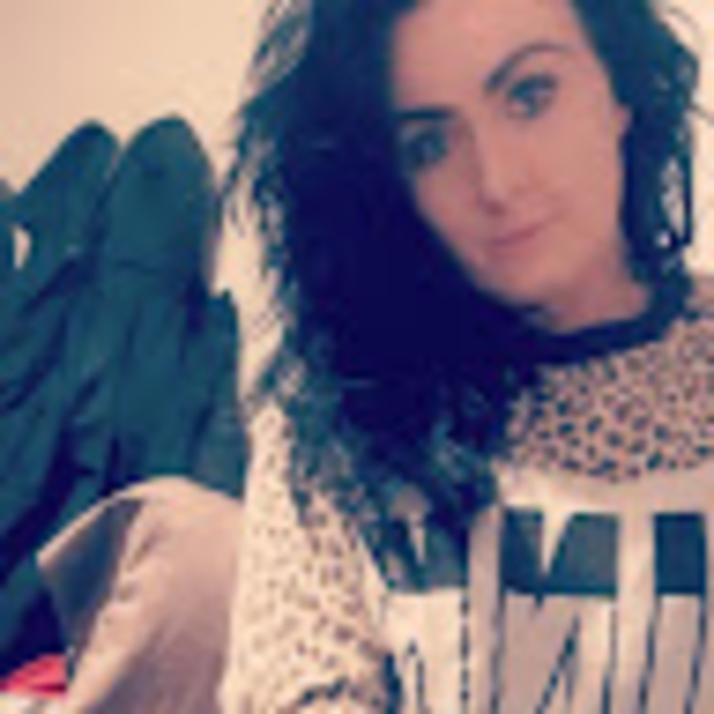 Meet your Posher, Abigail